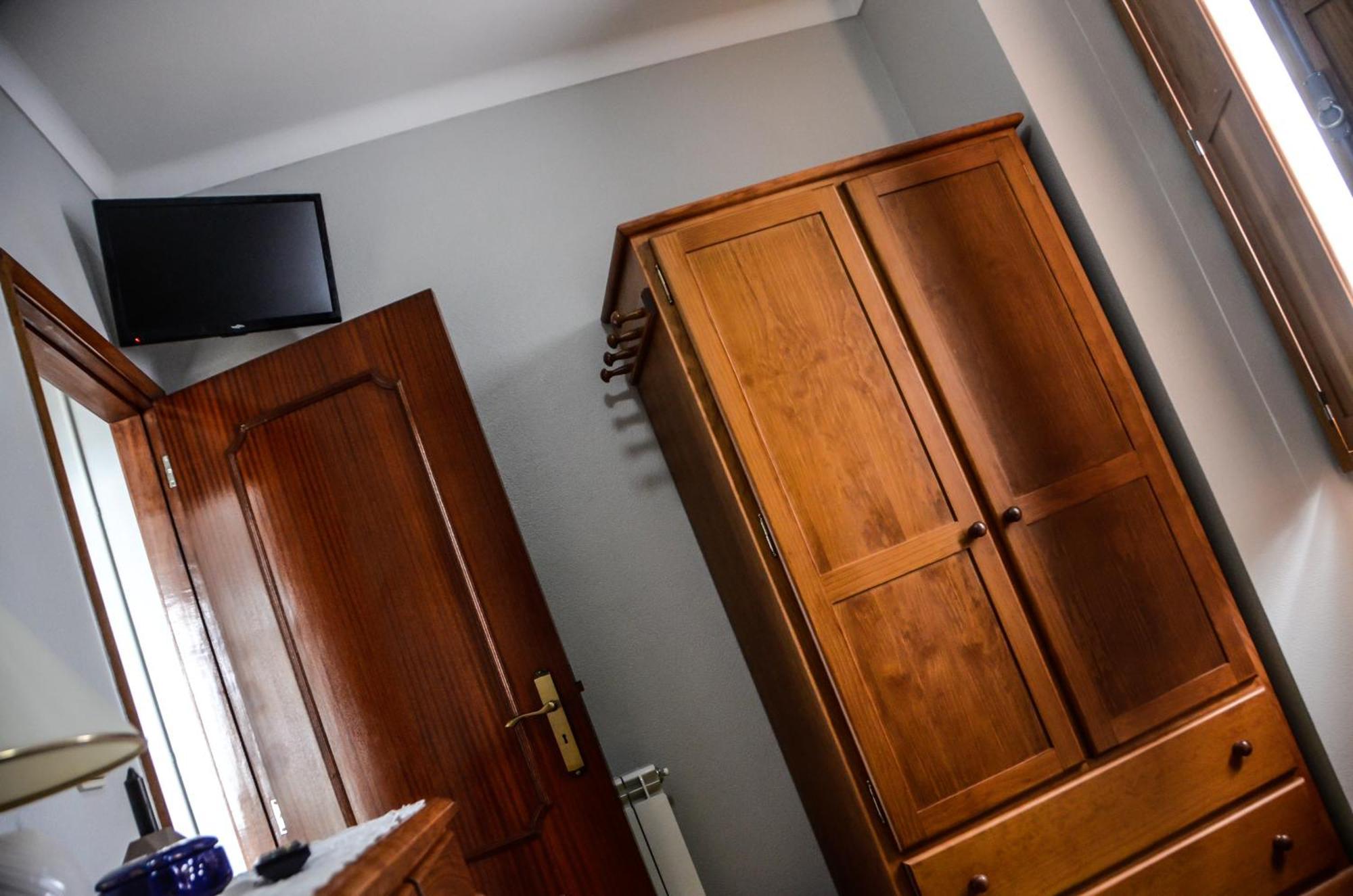 Alminhas House Apartment Alapela Bagian luar foto